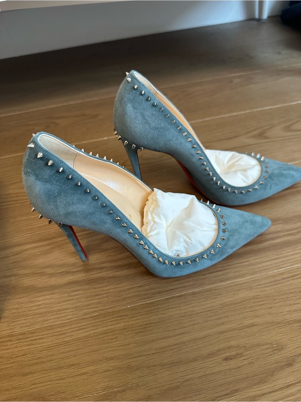NEW Christian Louboutin Anjalina 100 Suede Spike Pumps EU 39 US 9 - Picture 4 of 10